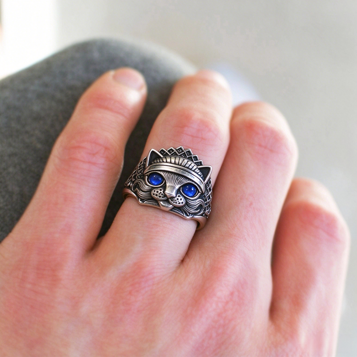 Natural Moonstone Cat Ring, Vintage S925 Blue Eye Moonstone Cat Head Ring for Men & Women