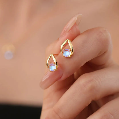 S925 New Beginnings Triangle Moonstone Necklace