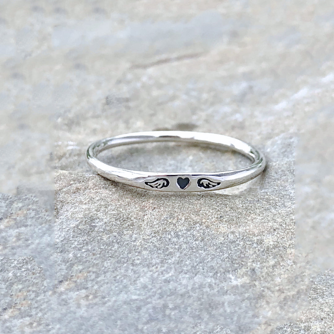 For Memorial - I Am Not a Widow Tiny Heart With Wings Ring