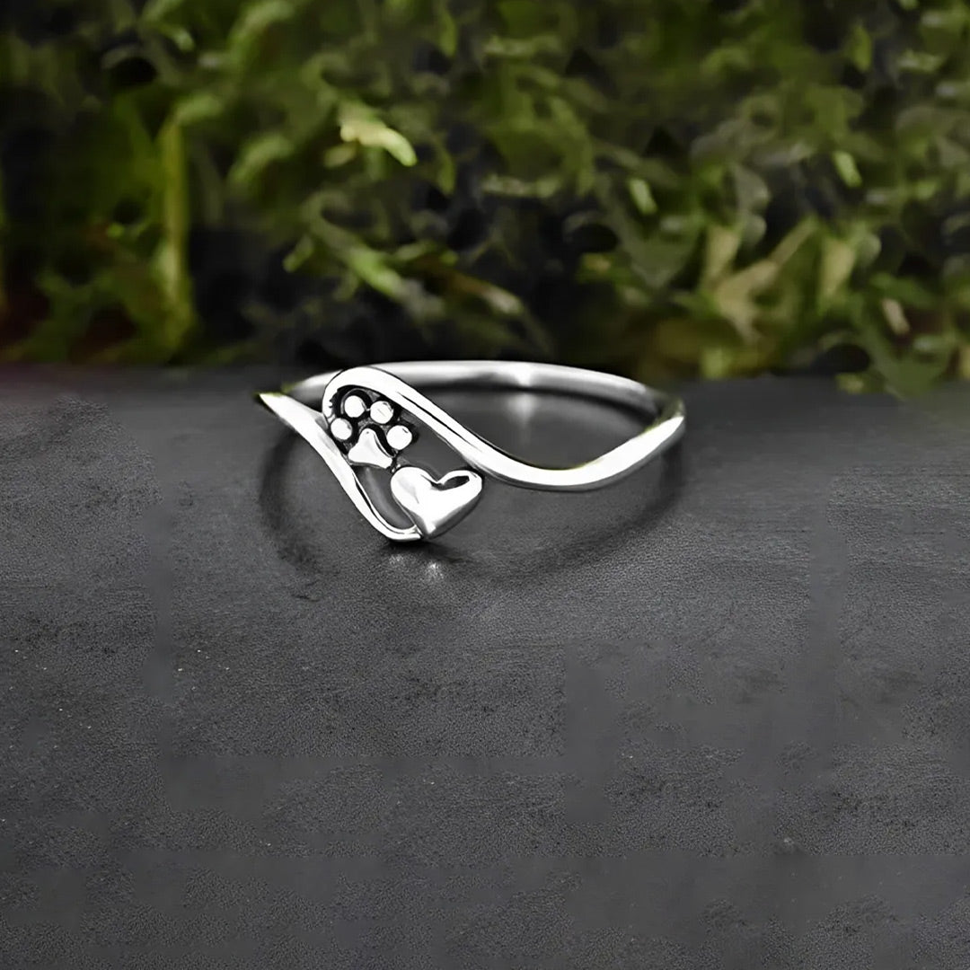 Love Never Gone-Heart Paw Print Ring