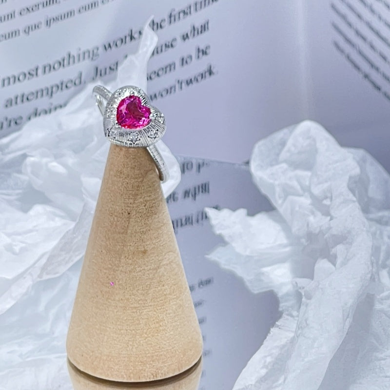 Dainty Rose Pink Topaz Ring | Heart Shaped Gemstone Jewelry，A Mother’s Day Gift She’ll Cherish