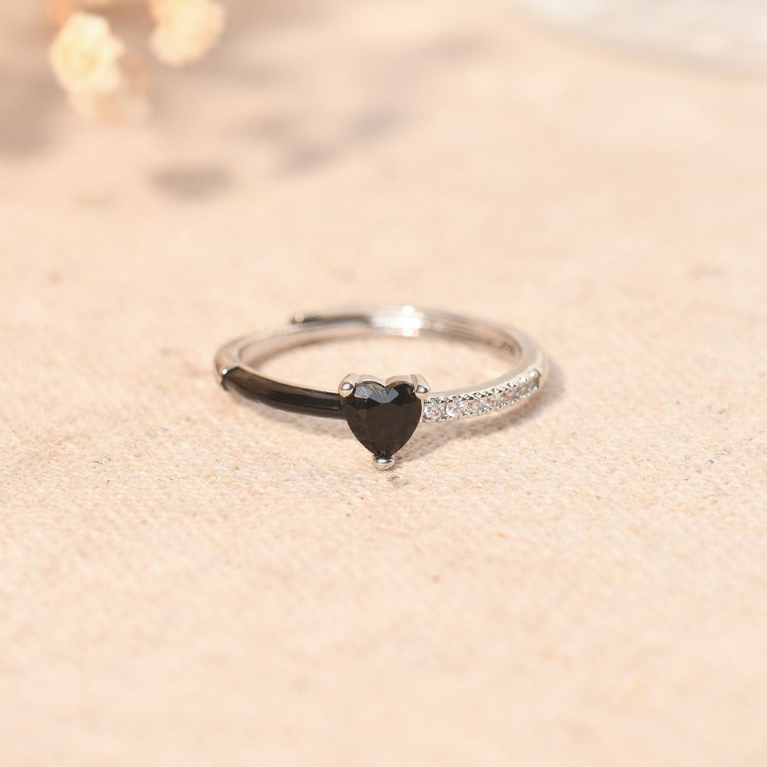 For Memorial - Black Ceramic Heart-shaped Ring