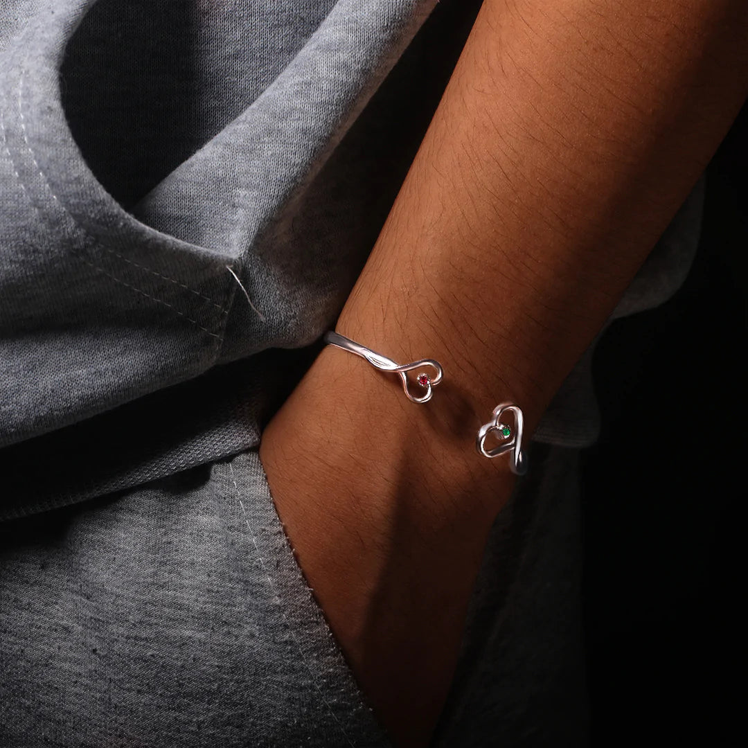 The Love Between Aunt & Niece Is Forever Double Hearts Custom Birthstones Bracelet