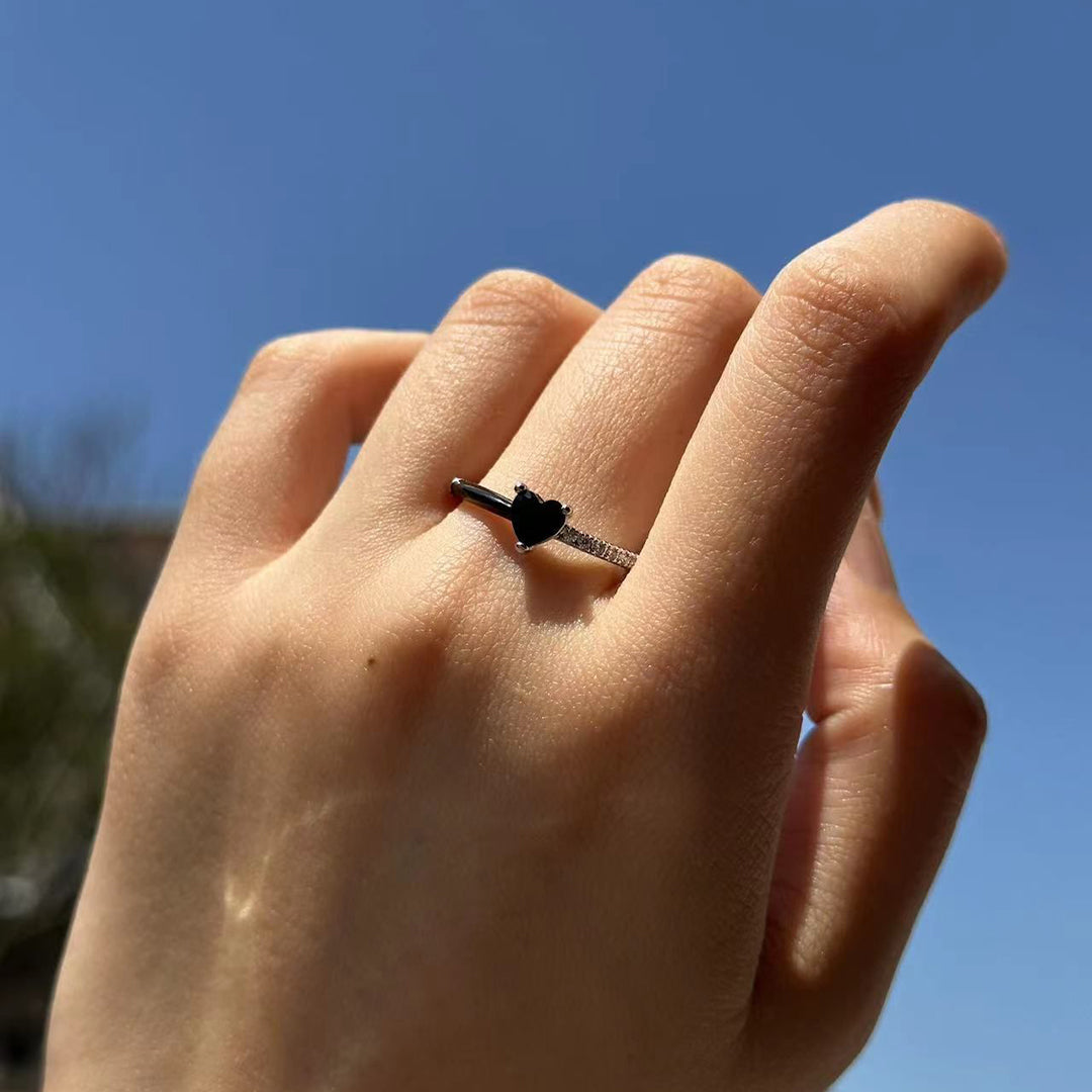 For Memorial - Black Ceramic Heart-shaped Ring