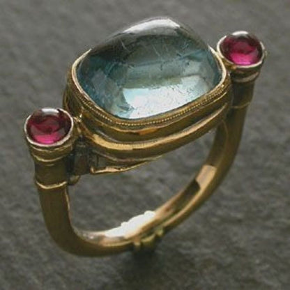 Fashionable Square Ring