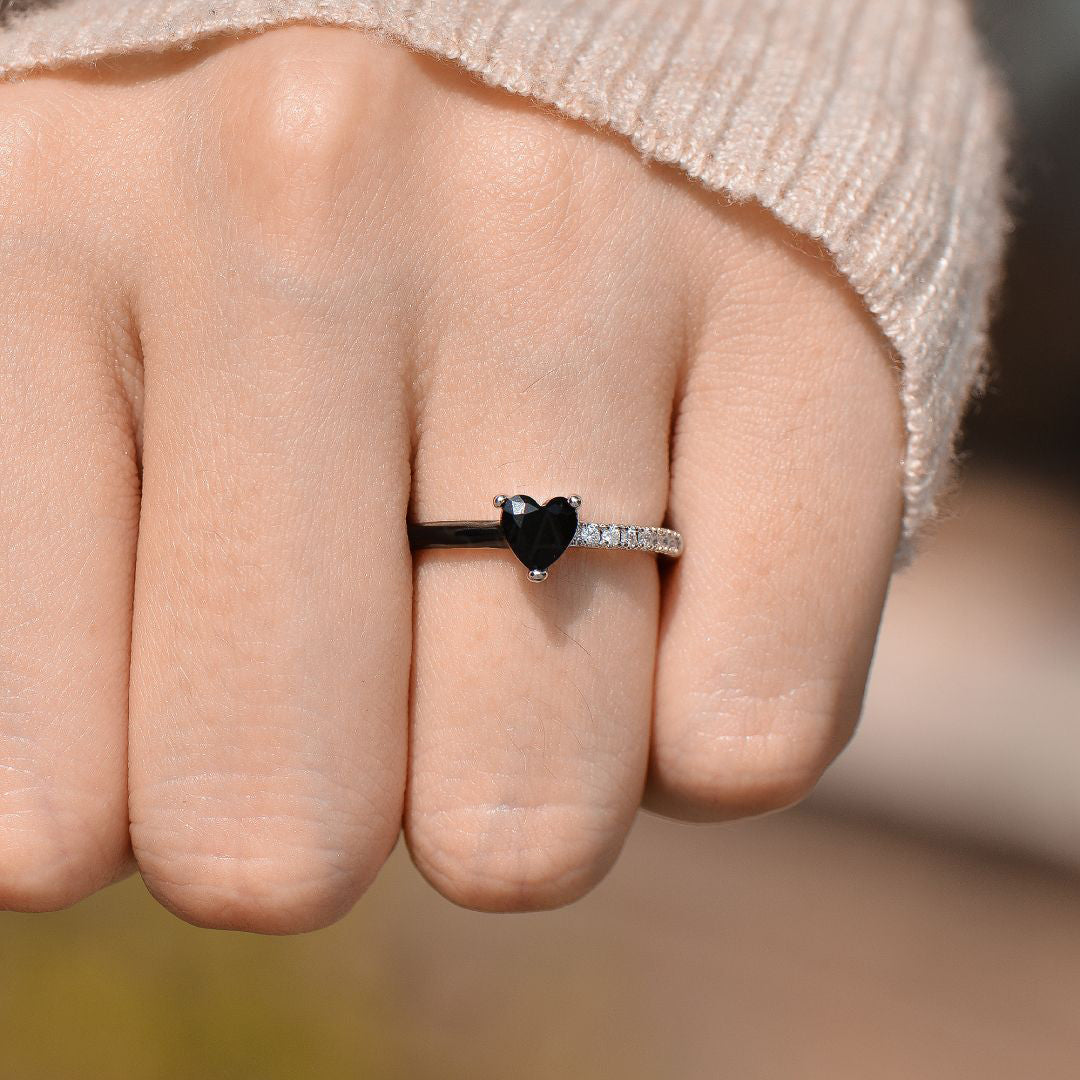 For Memorial - Black Ceramic Heart-shaped Ring