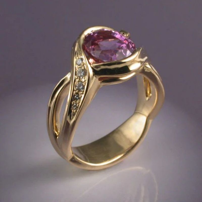 Exquisite Ultra Sparkling Gemstone Ring