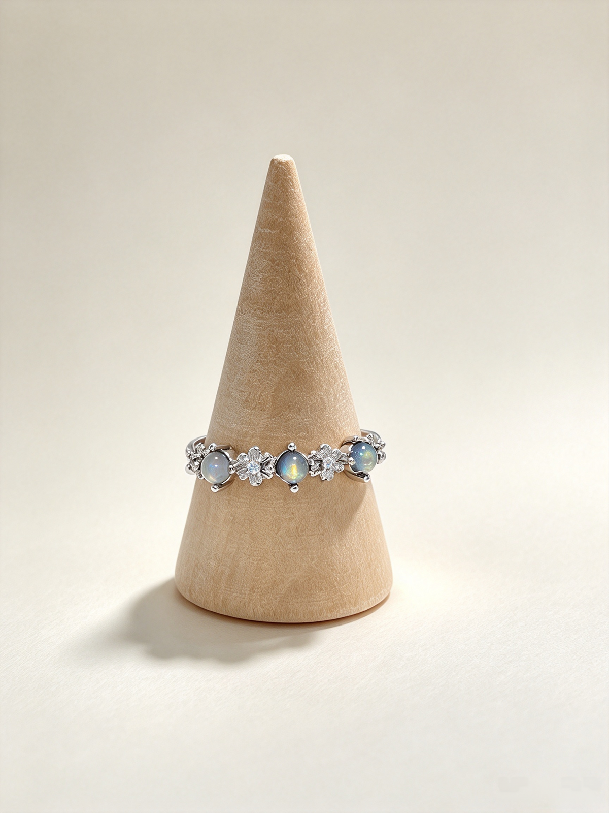 Natural Grey Moonstone Floral Ring, Delicate S925 Labradorite Ring for Women