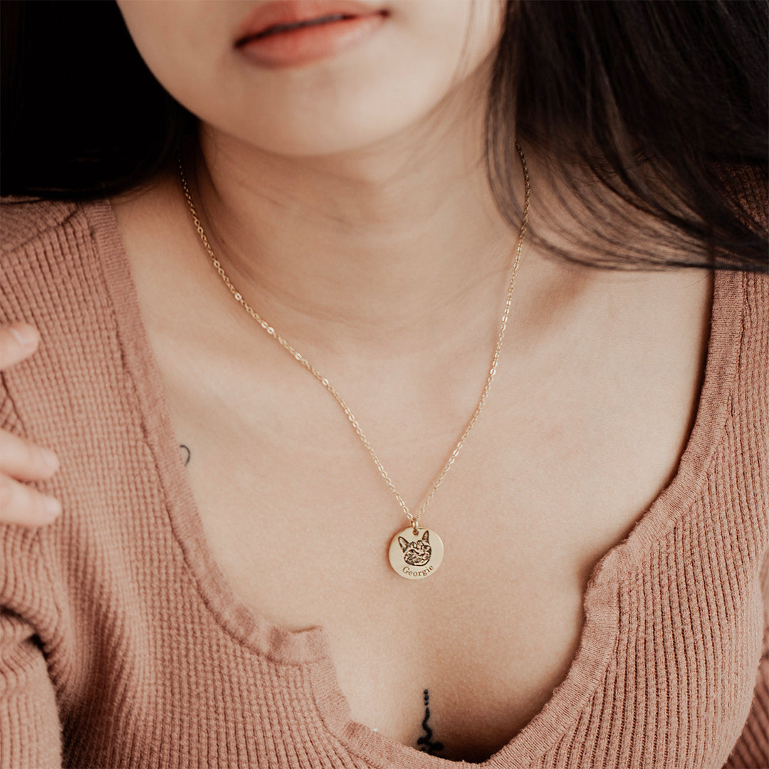 Carry Their Love Closer – Custom Name Pet Portrait Pendant Necklace