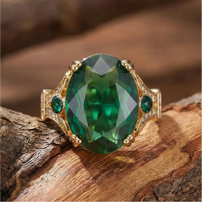 Vintage Green Bright Stone Golden Ring