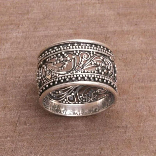 Personalized Hollow Fashion Ring