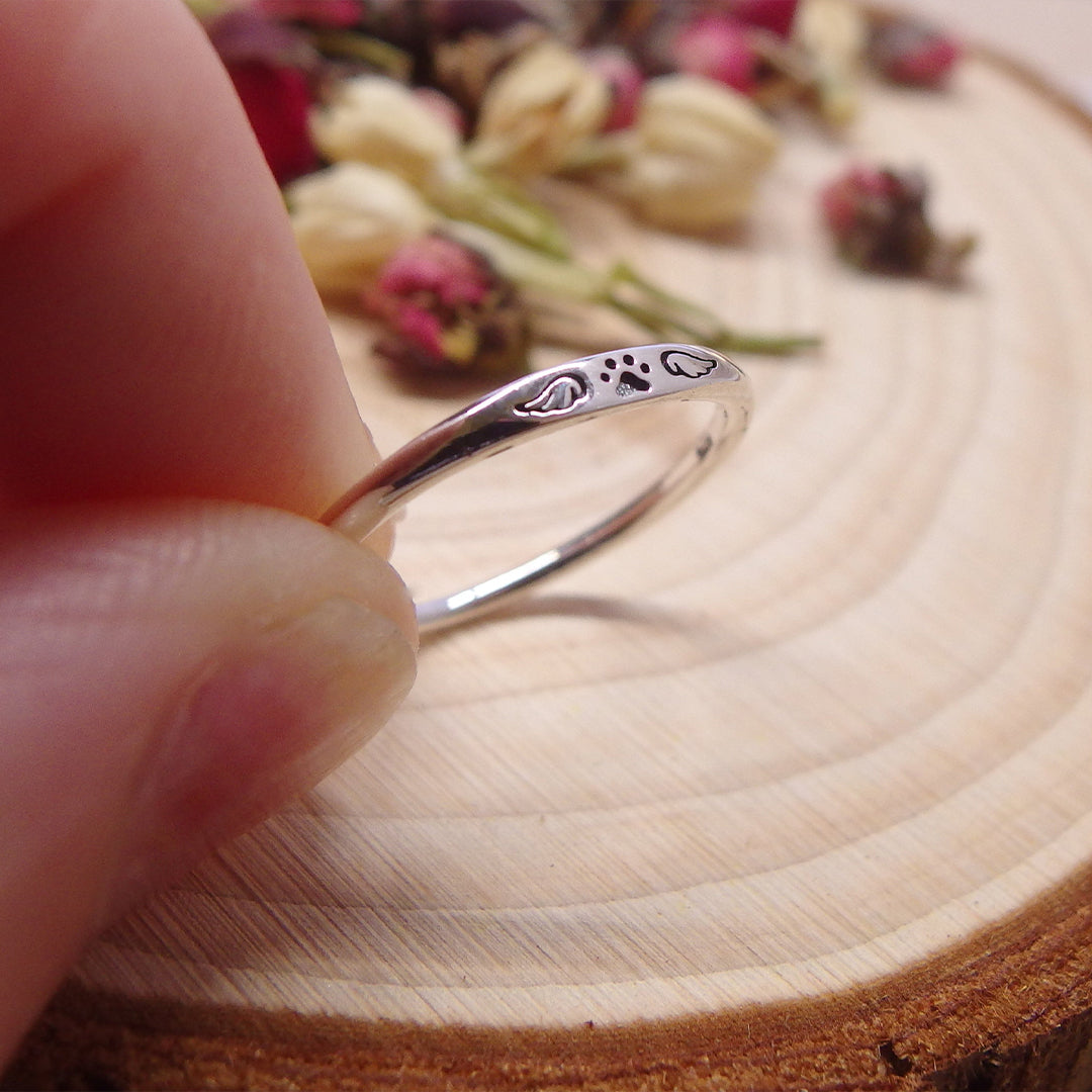 FOR MEMORIAL - Over The Rainbow Bridge Tiny Paw With Wings Ring