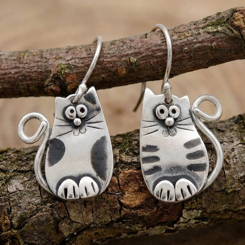 Vintage Creative Cute Cat Earrings