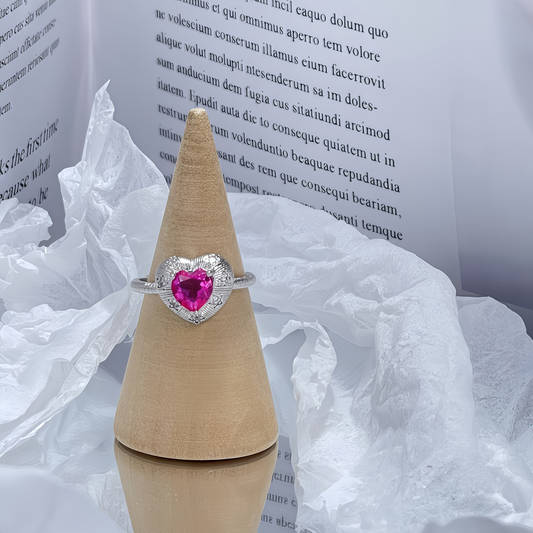 Dainty Rose Pink Topaz Ring | Heart Shaped Gemstone Jewelry，A Mother’s Day Gift She’ll Cherish