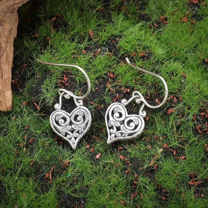 Vintage Elegant Heart Pattern Pendant Earrings