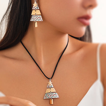 🎄Mixed Metal Christmas Tree Drop Earrings