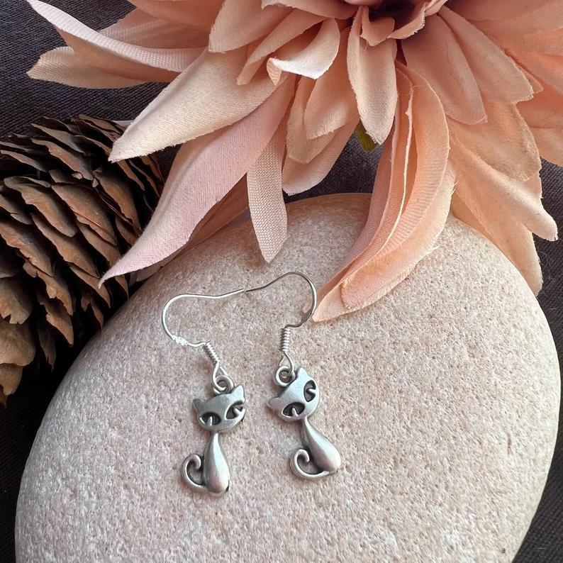 Vintage Tiny Cat Statement Dangle Hoop Earrings