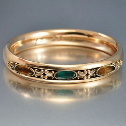 Colorful And Exquisite Diamond Studded Ring