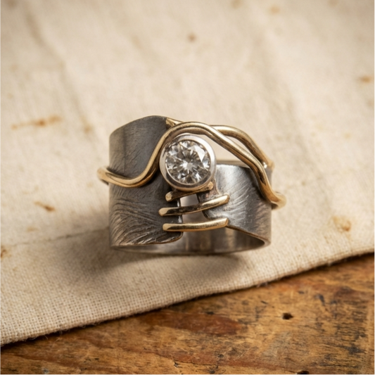 Vintage Dark Silver Zirconia Ring