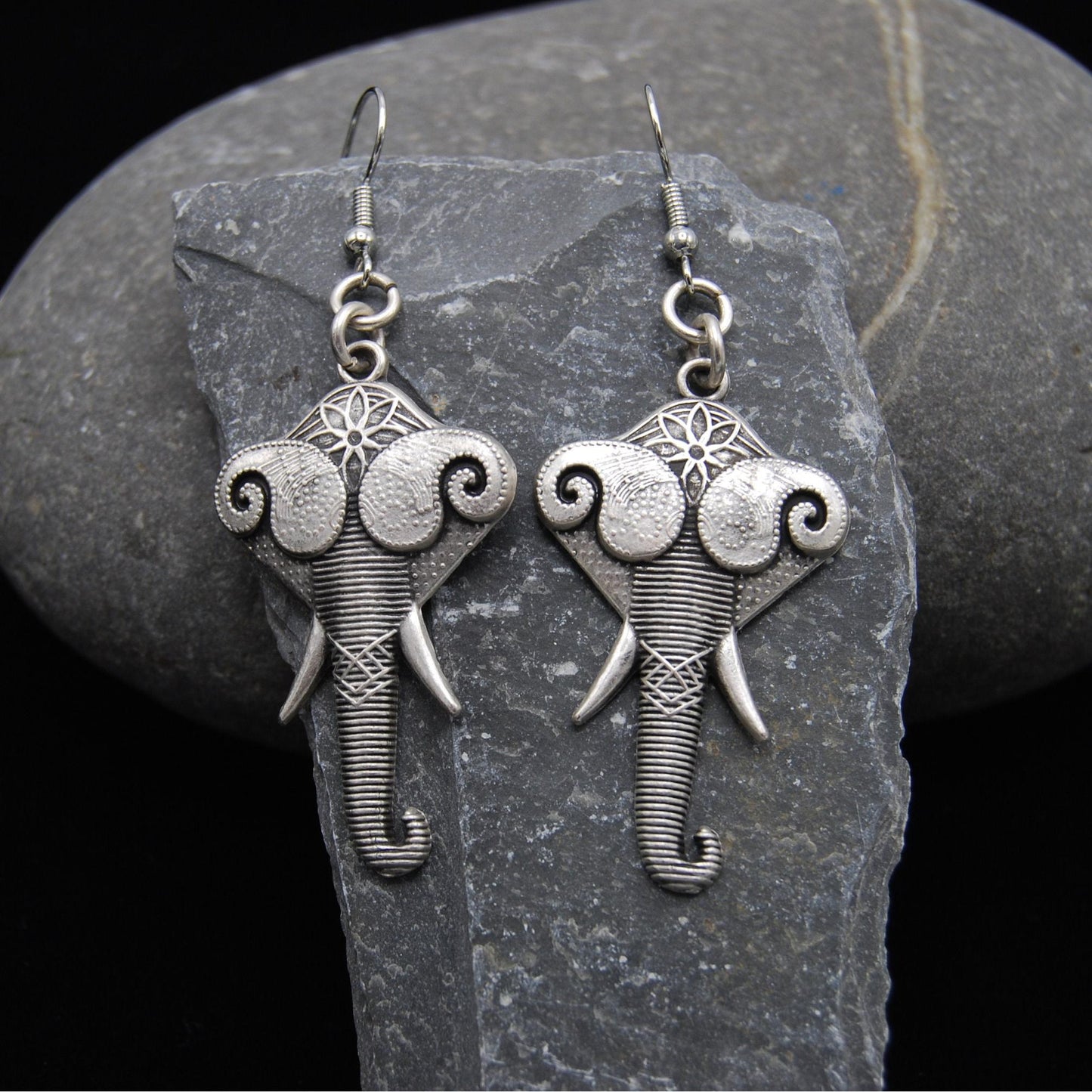 Vintage Silver Stylised Elephant Earrings