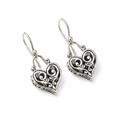 Vintage Elegant Heart Pattern Pendant Earrings
